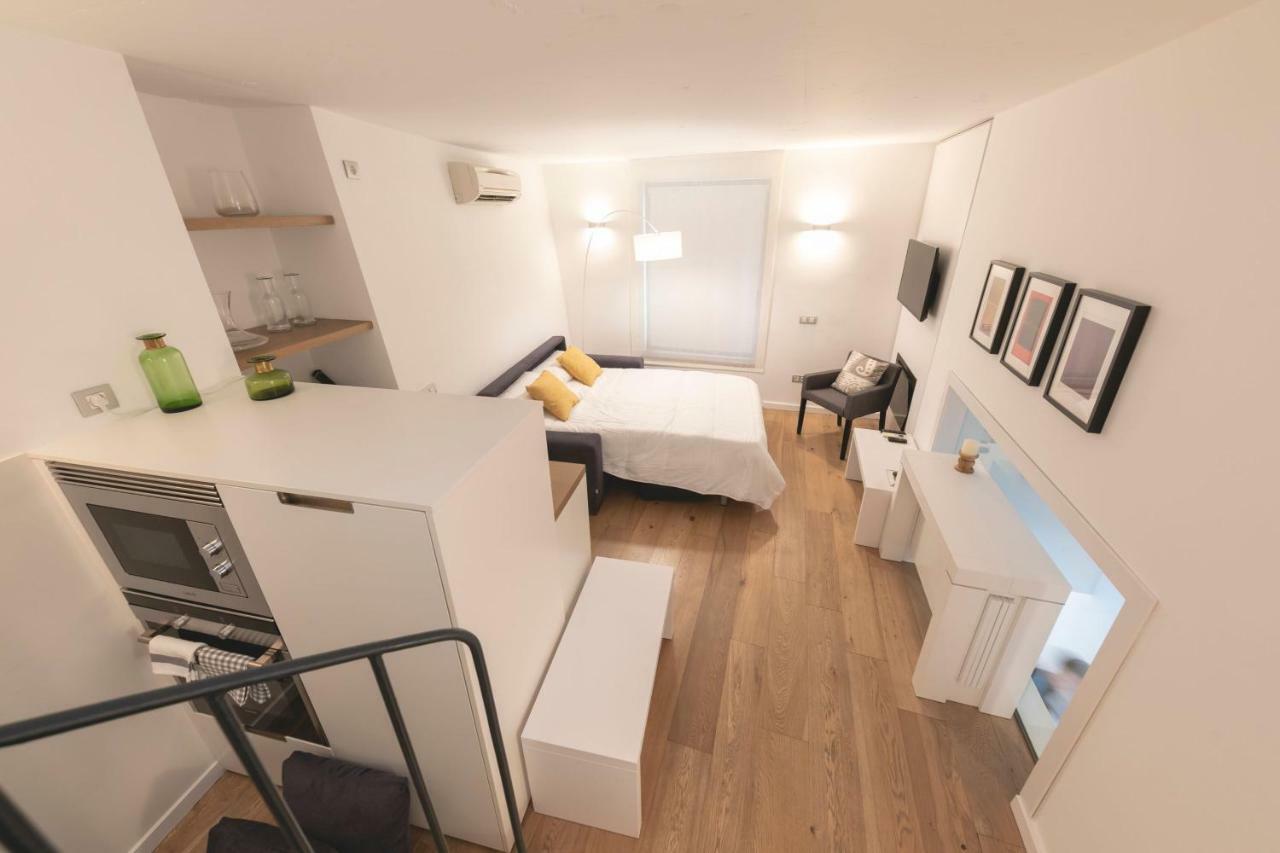 Bravissimo Portal Nou Apartment Girona Bagian luar foto