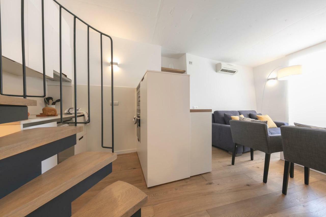 Bravissimo Portal Nou Apartment Girona Bagian luar foto