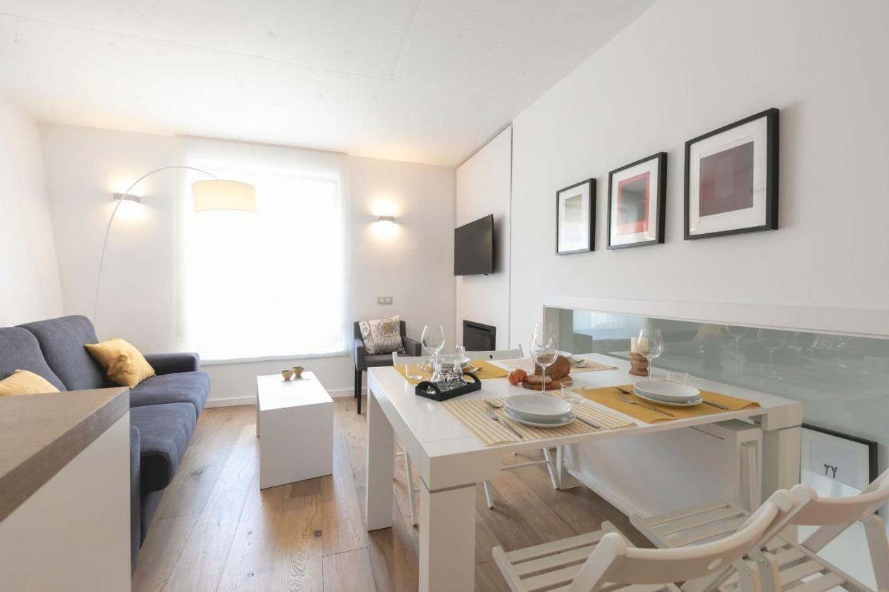 Bravissimo Portal Nou Apartment Girona Bagian luar foto